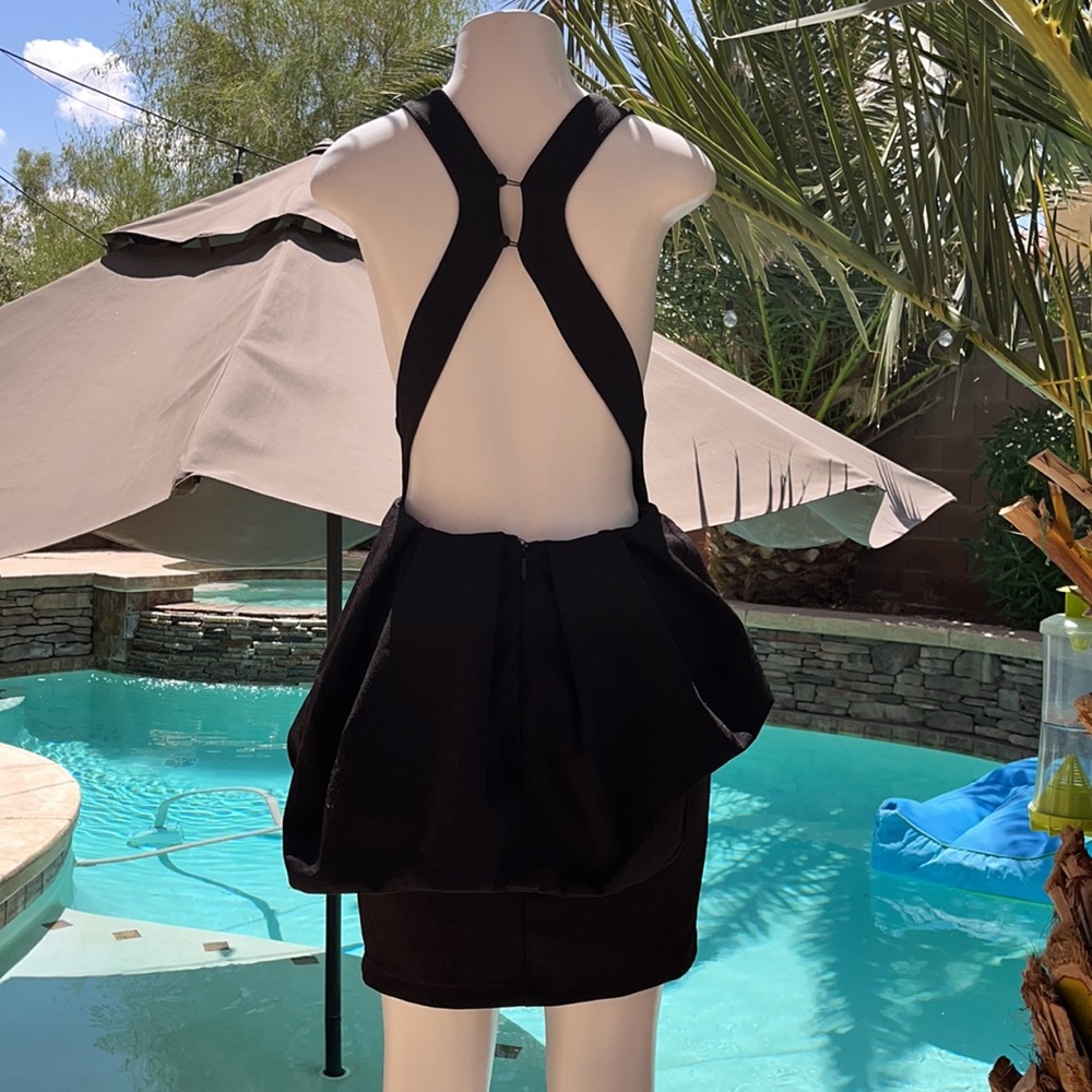 BLACK PEPLUM DRESS - Picture 2 of 6